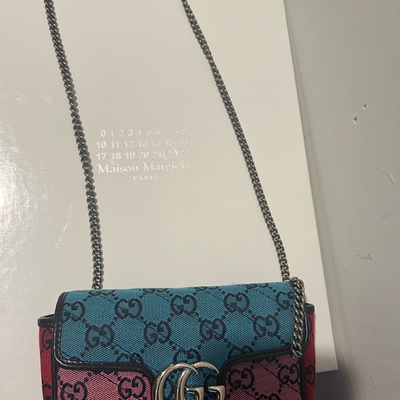 Gucci Super Mini - Picture 7 of 8